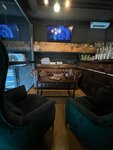 АК Lounge (1-ye Mochishchenskoye shosse, 3/1) ، مطعم يقدم الشيشة