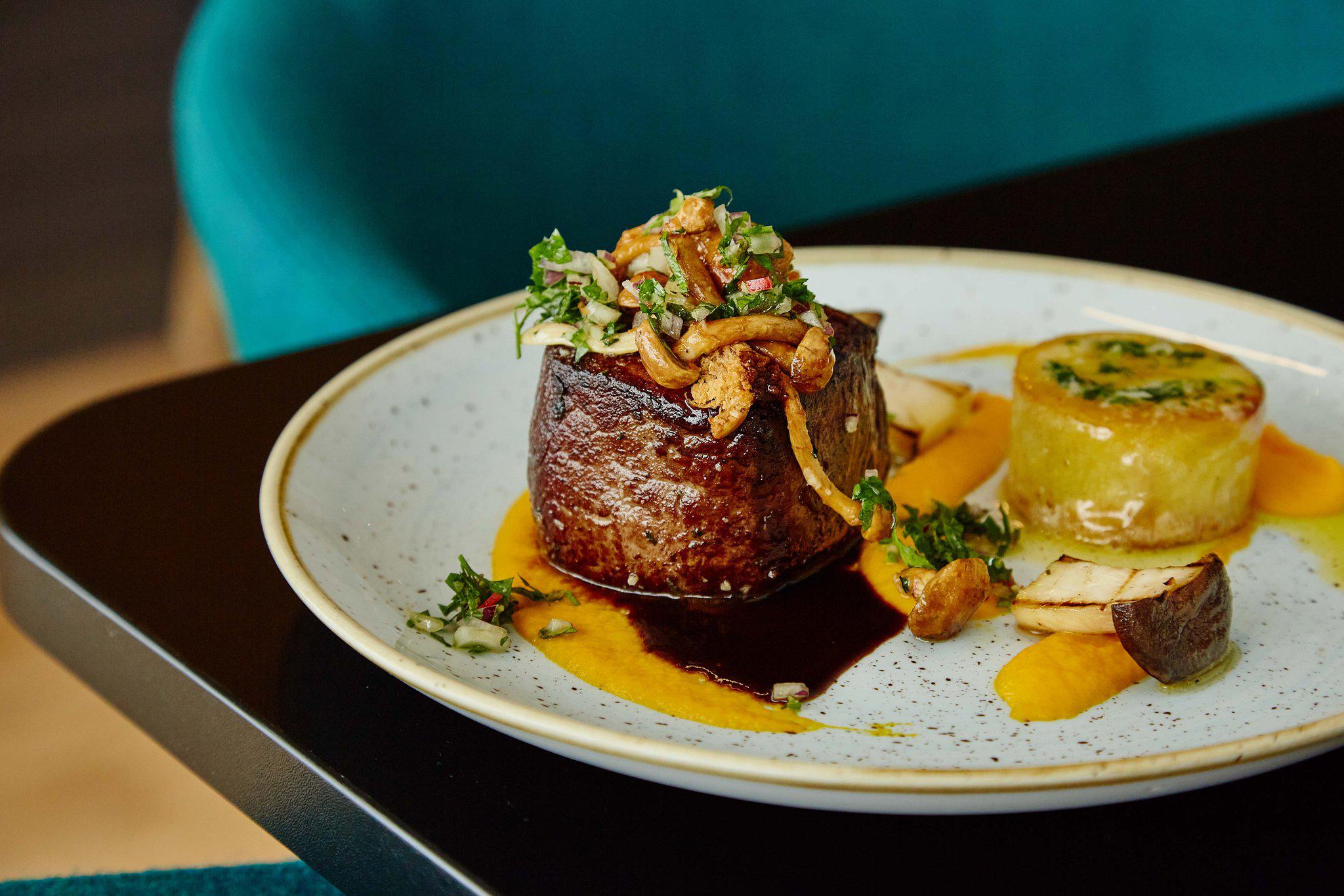 Фото 158242913888