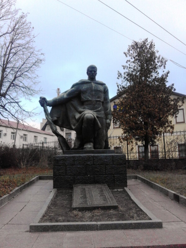 Памятник, мемориал Неизвестный солдат, Киевская область, фото