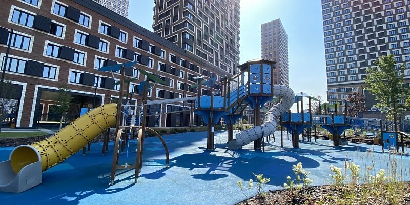Playground equipment New Horizons, Moscow, photo