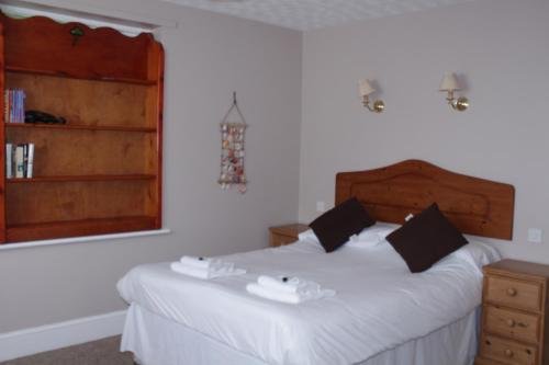 Фото Eyre Court Hotel