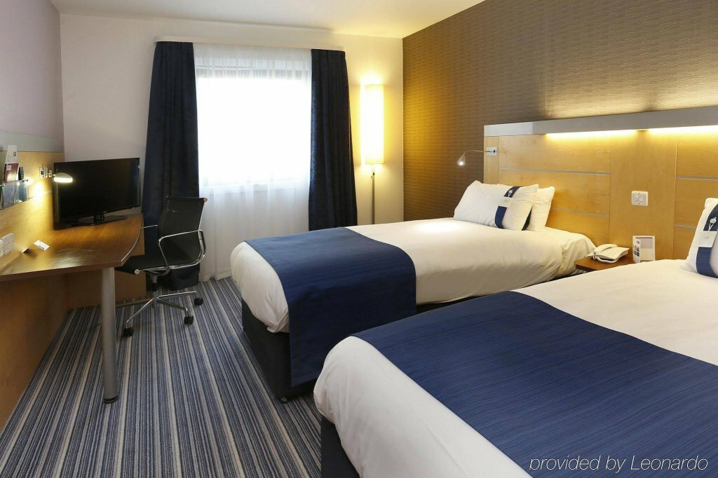 Hotel Holiday Inn Express Stevenage by Ihg, Stevenage, photo