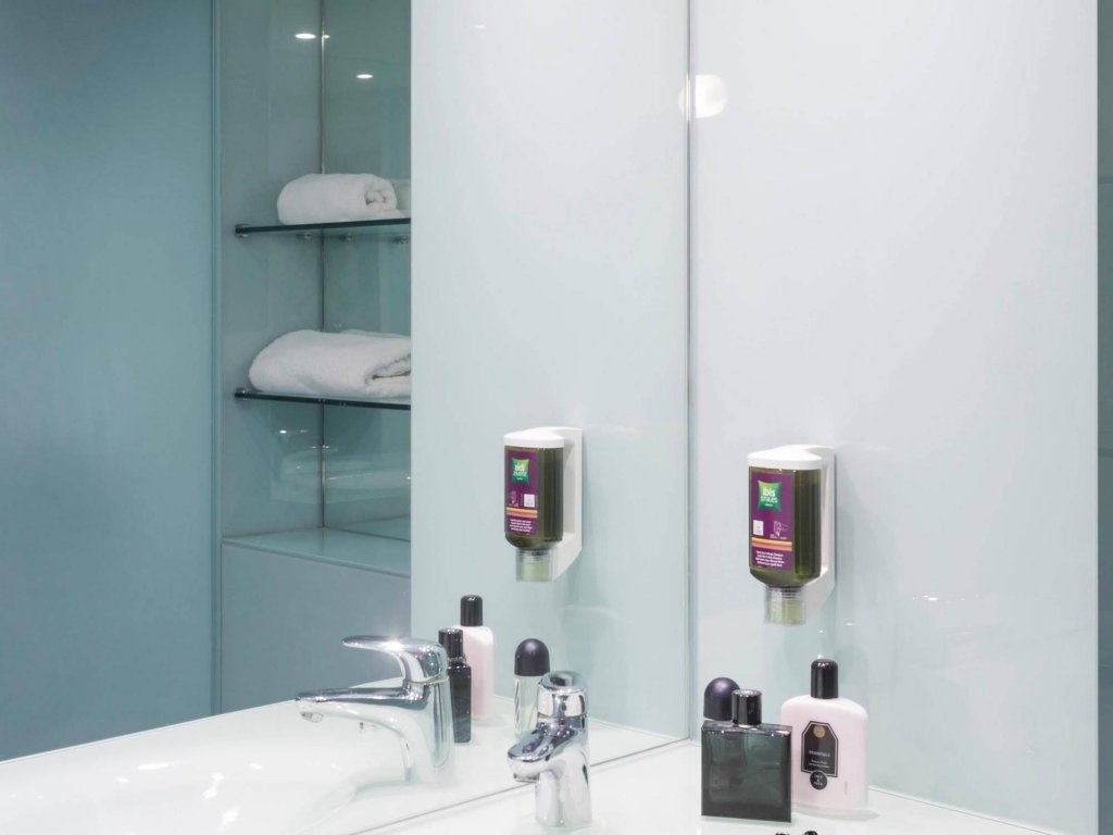 Фото Ibis Styles Haydock