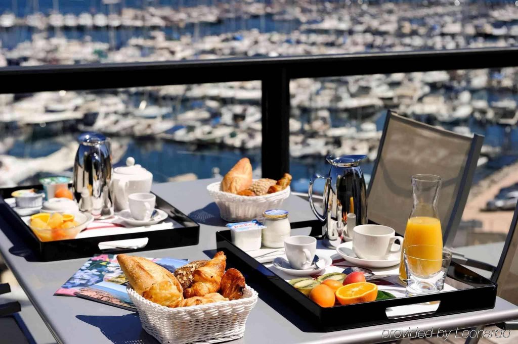 Фото Hôtel Mercure Ajaccio