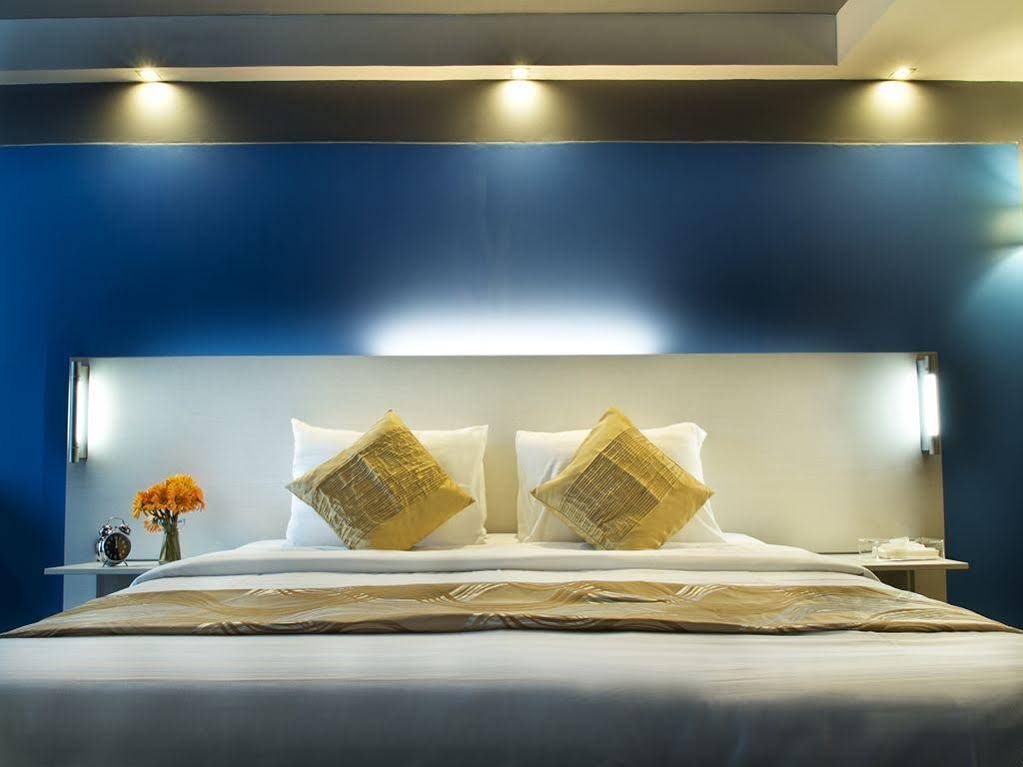 Фото Pillows Hotel