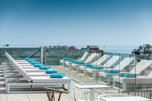 Гостиница L’Azure Hotel в Льорет-де-Маре