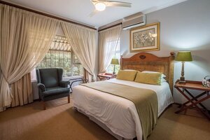Гостиница Hillton Manor Guest House