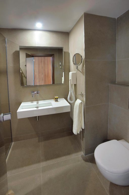 Фото Nelia Beach