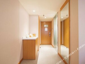 Гостиница Hanting Hotel Dalian Qingniwaqiao
