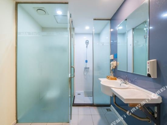 Фото Hanting Hotel Dalian Olympic Square