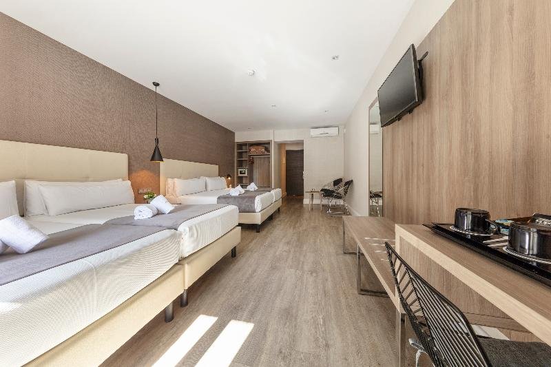 Фото Hotel Oasis