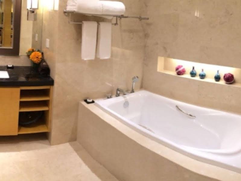 Фото Guangzhou Changfeng Gloria Plaza Hotel