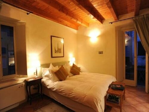 Внешний вид отеля Albergo Orologio в Бреше, фото 5