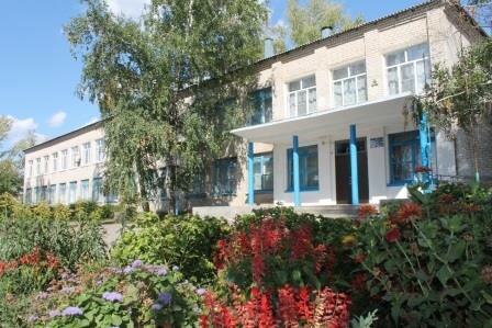مدرسة Srednyaya obshcheobrazovatelnaya shkola № 3 ، ، صورة