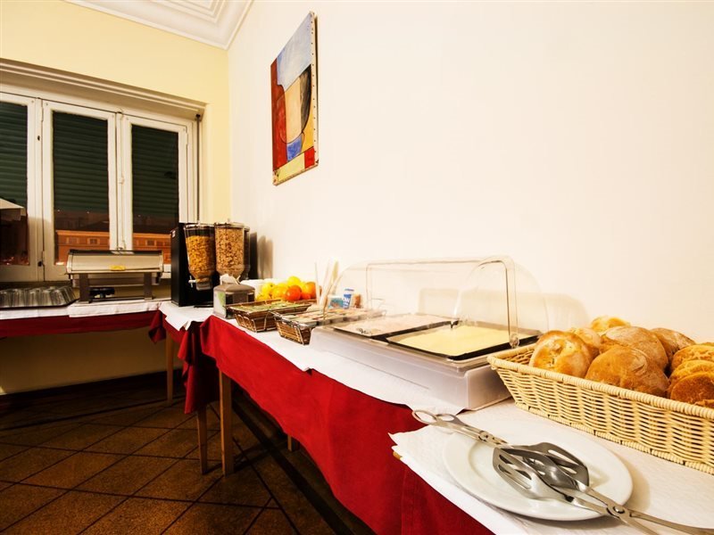 Фото Residencial Lar do Areeiro