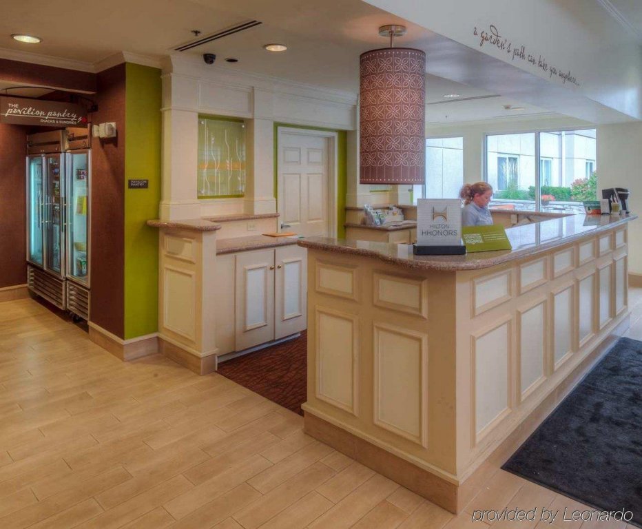 Фото Hilton Garden Inn Shelton