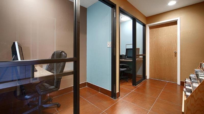 Фото Country Inn & Suites by Radisson Indianapolis East