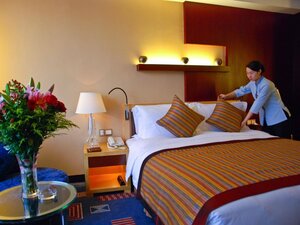 Zhuhai Charming Holiday Hotel (Guangdong Province, Guangzhou – Dongguan – Shenzhen Intercity Railway, Zhuhai Station), hotel
