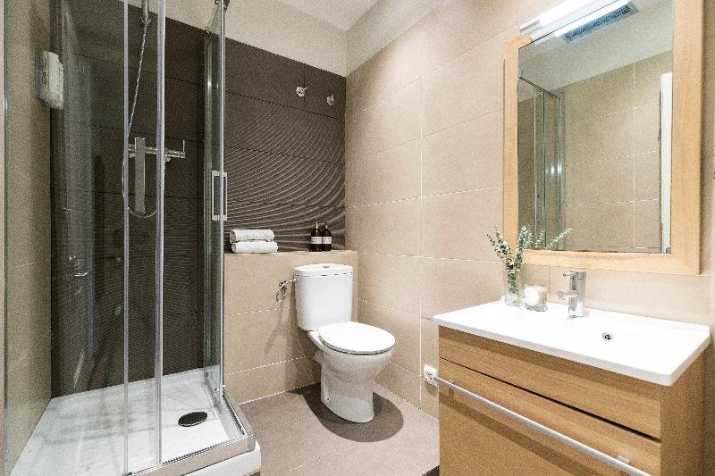 Фото Aspasios Urquinaona Design Hotel