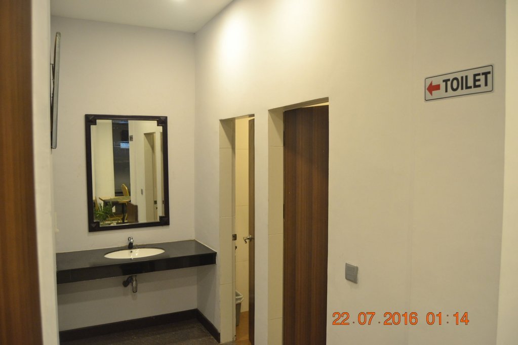 Фото Отель Bobotel Gatot Subroto Medan