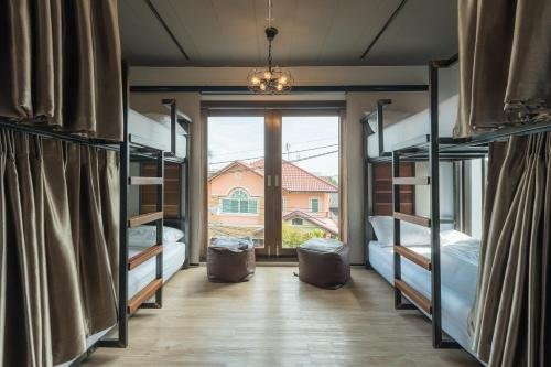 Фото 33 Poshtel - Adults Only