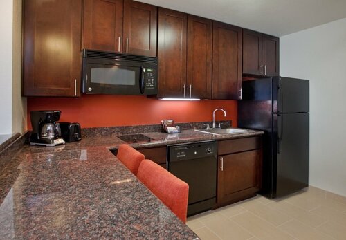 Гостиница Residence Inn Odessa в Одессе