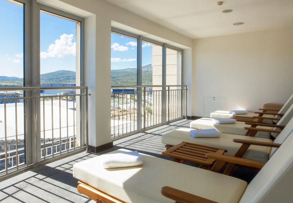 Фото Hotel Katarina