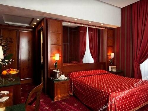 Гостиница Atlante Garden Hotel в Риме