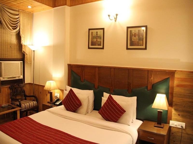 Фото Wood Castle