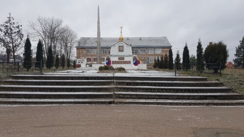 Chapel, memorial cross Часовня-памятник героям ВОВ, Moscow and Moscow Oblast, photo