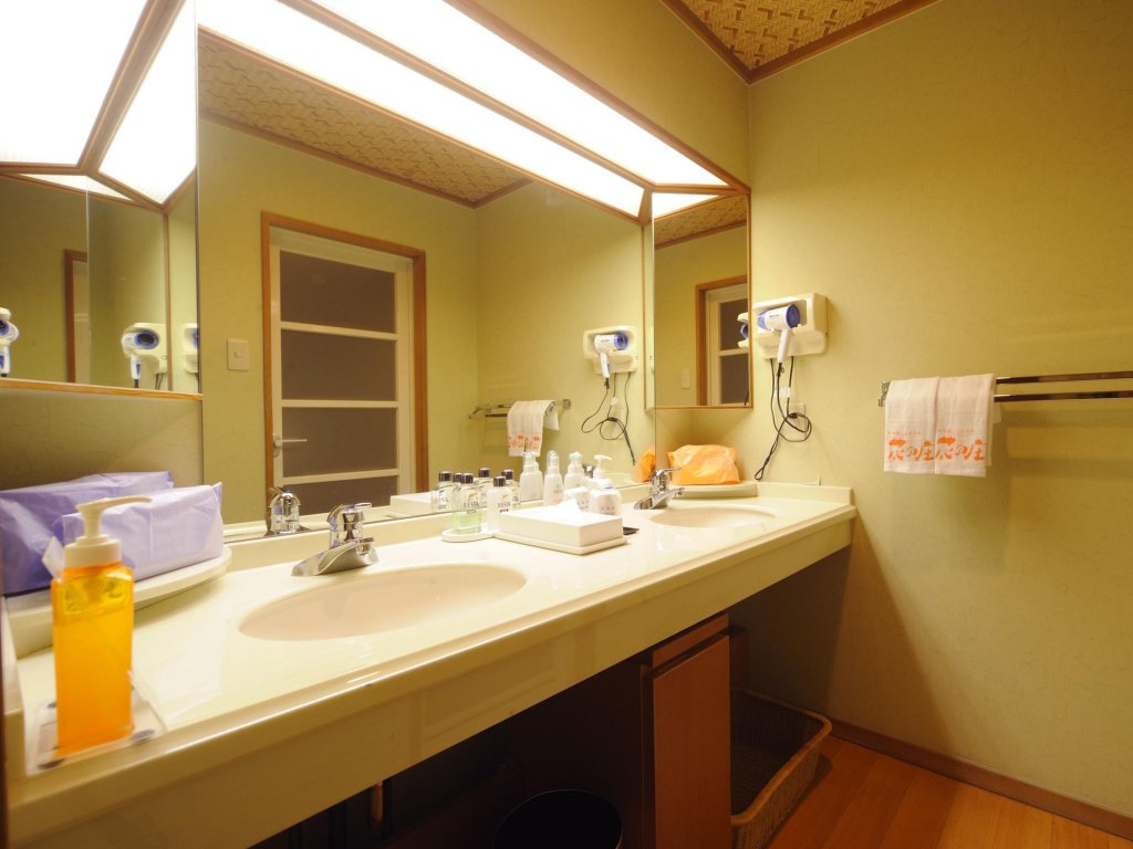 Фото Yufuin Onsen Yufuin Kotobuki Hananosho