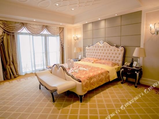 Фото Country Garden Phoenix Hotel Lechang