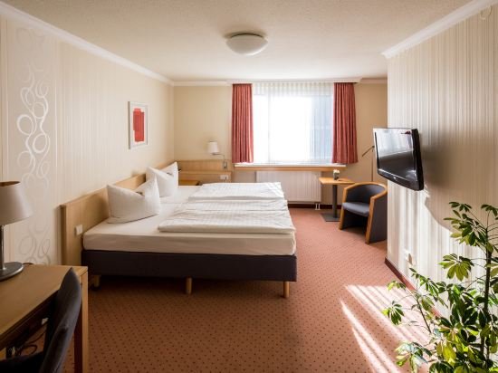 Фото Seminar- und Tagungshotel Erkner Bildungszentrum Erkner E. V.