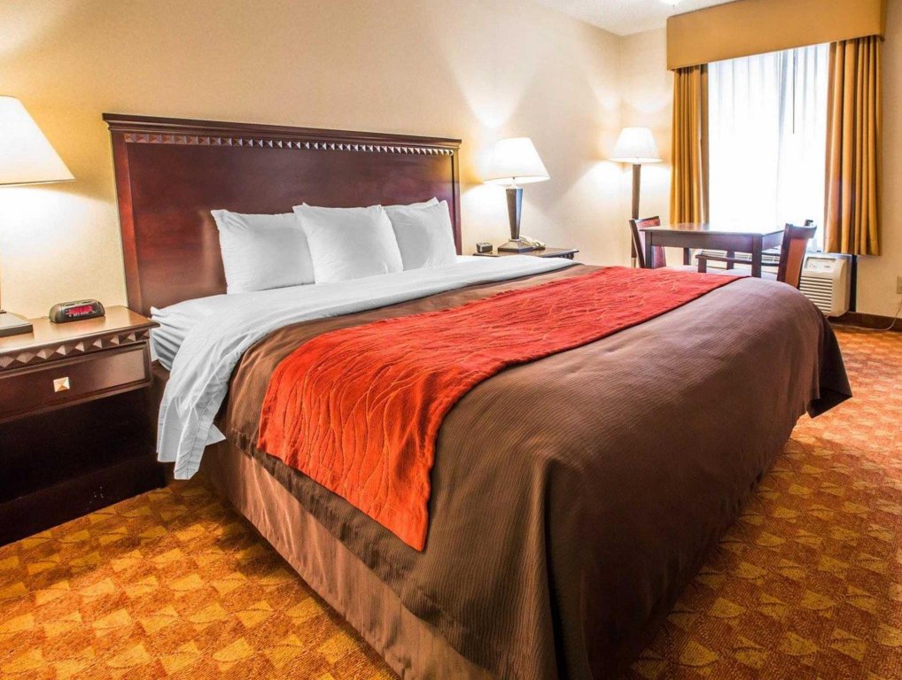 Фото Red Roof Inn & Suites Oxford