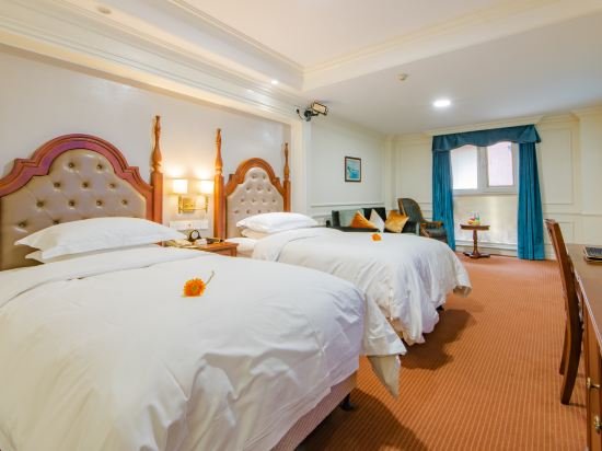 Фото Tai Yi Hotel