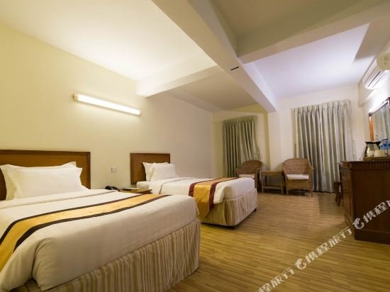 Фото City Hotel Yangon