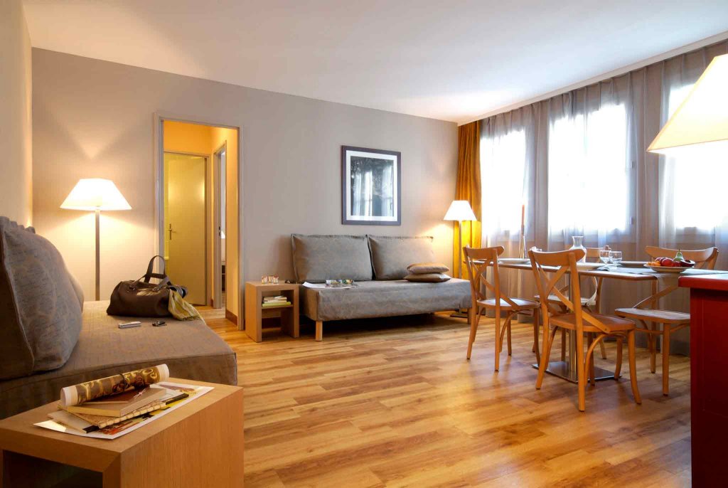 Фото Adagio Paris Montmartre Hotel