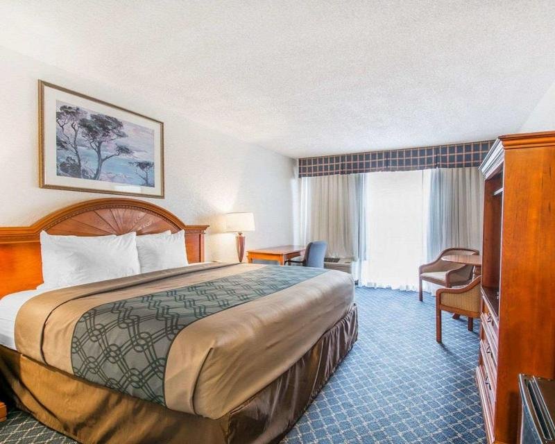 Фото Rodeway Inn Miami I-95