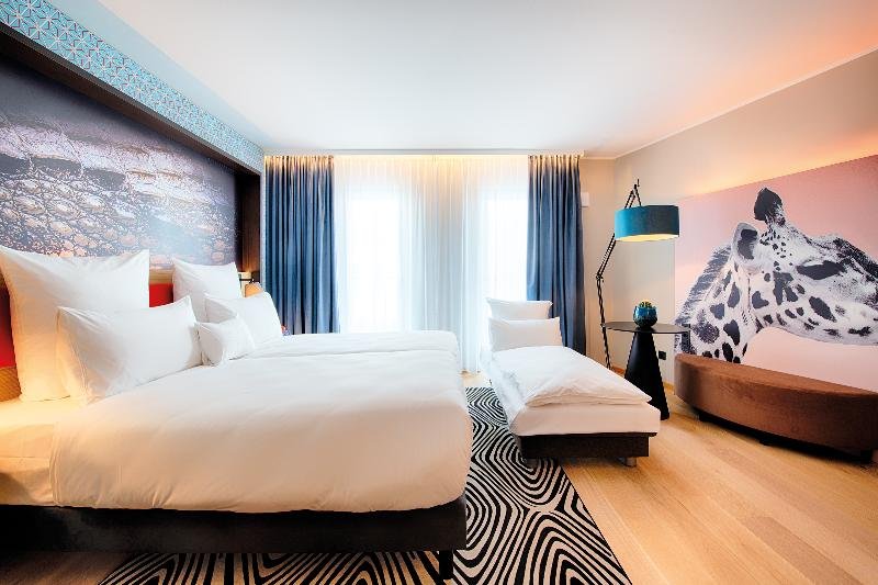 Фото Leonardo Hotel Munich City South
