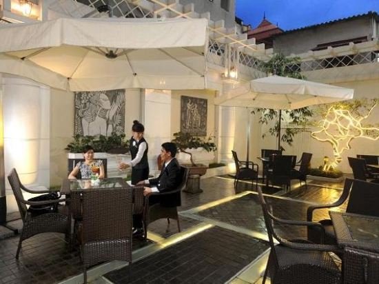 Фото New Era Hotel and Villa