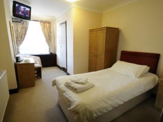 Фото The Globe Hotel