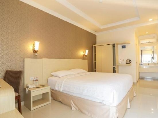 Фото Ramayana Hotel
