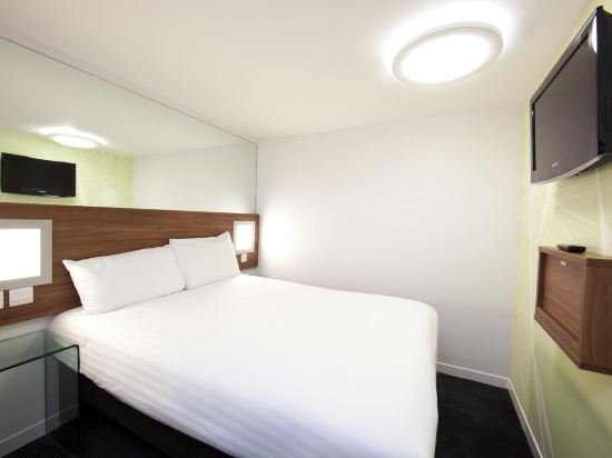 Фото Point A Hotel - Paddington