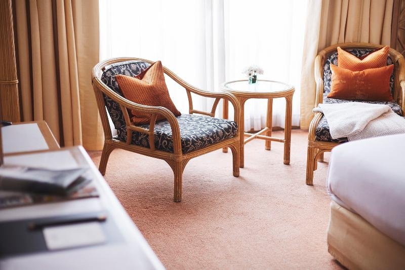 Фото Montien Hotel Surawong Bangkok