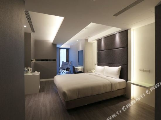 Фото Golden Garden Hotel