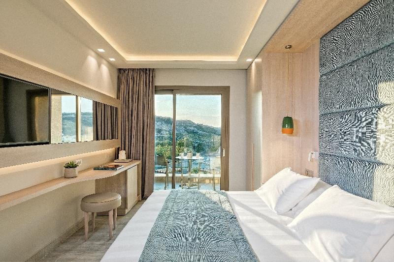 Фото Amada Colossos Resort