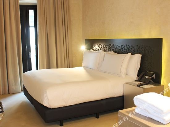 Фото EME Catedral Mercer Hotel