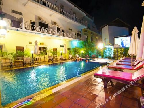 Гостиница Blossoming Romduol Boutique - Hostel в Сием-Реапе