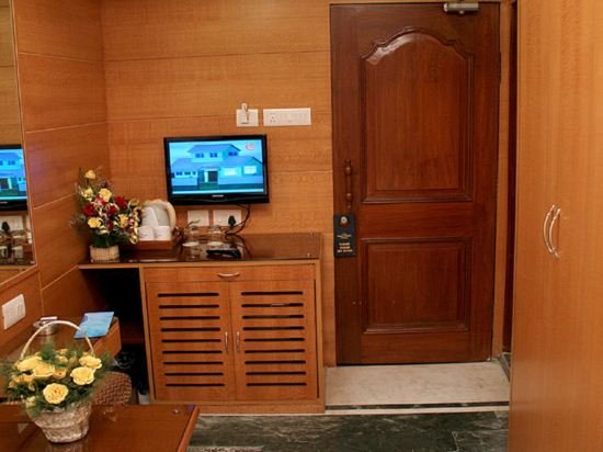 Фото Hotel Pan Asia International