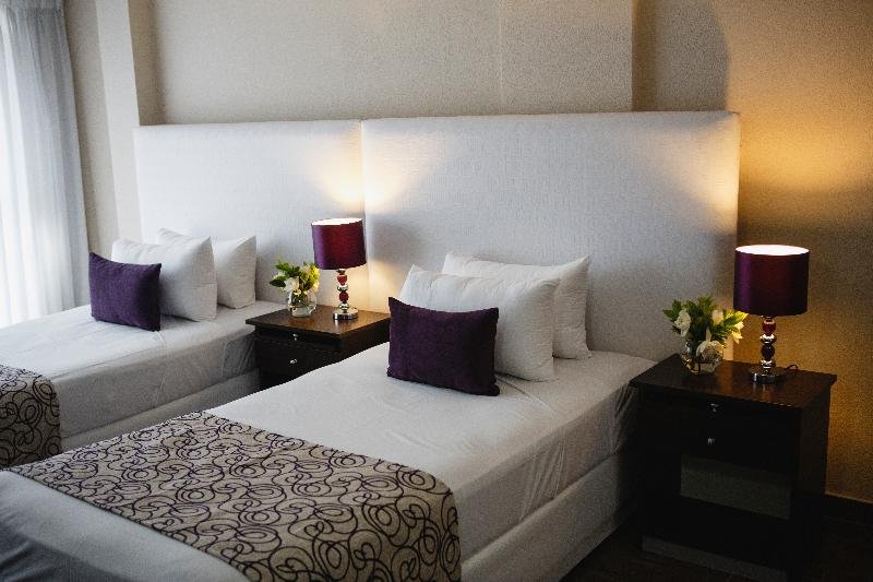 Фото Ker Recoleta Hotel